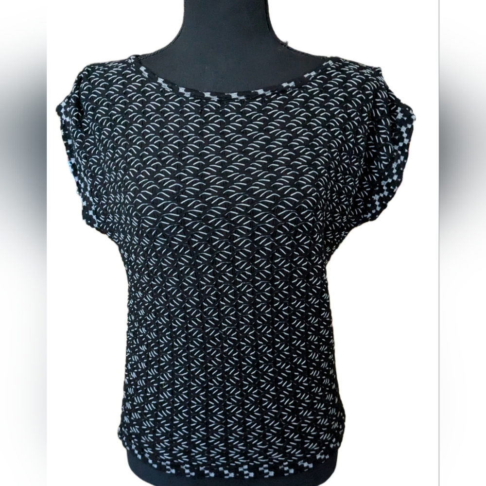 Anthropologie Postmark Textured Chevron Top Xs